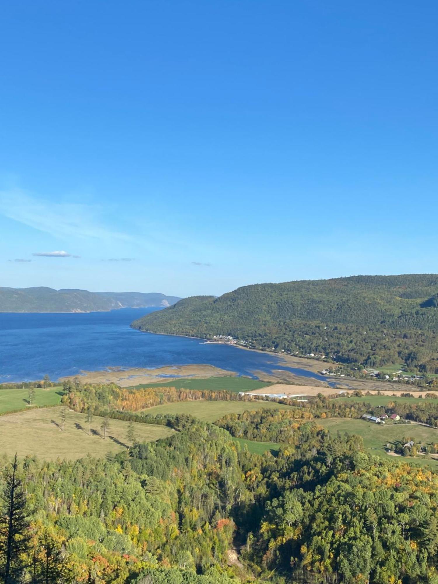 Belle Maison Avec Vue Sur La Riviere Holiday home L'Anse-Saint-Jean