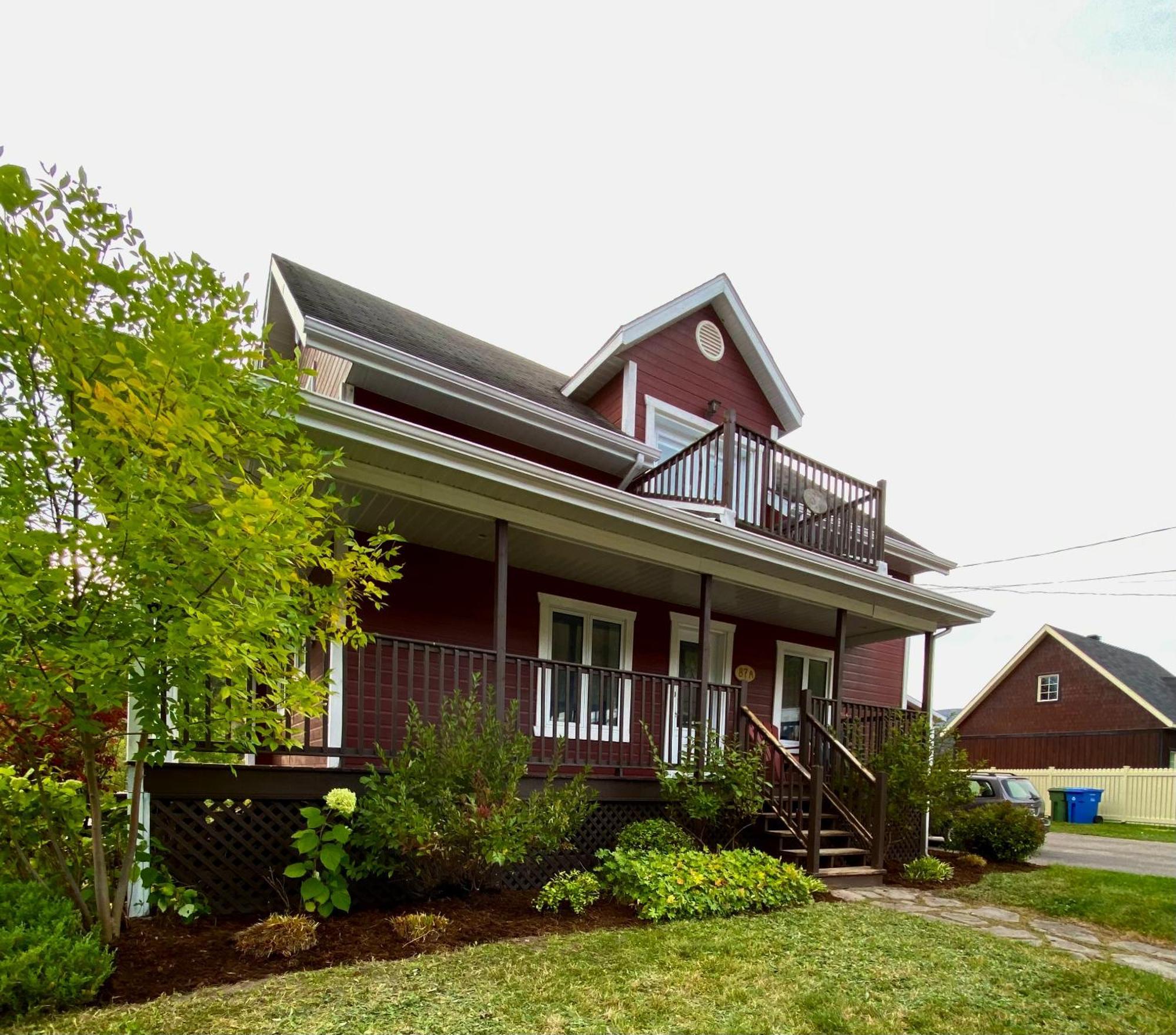 Belle Maison Avec Vue Sur La Riviere *