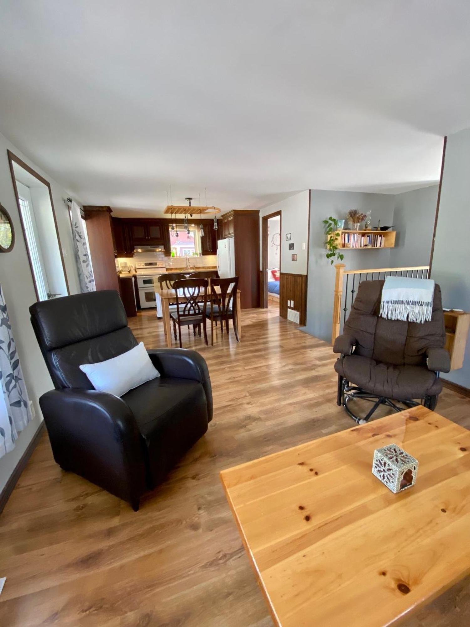 Belle Maison Avec Vue Sur La Riviere